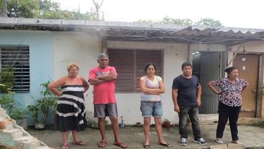 Cubanos albergados en El Yoni exigen al régimen atención material&nbsp; a sus probelmas.