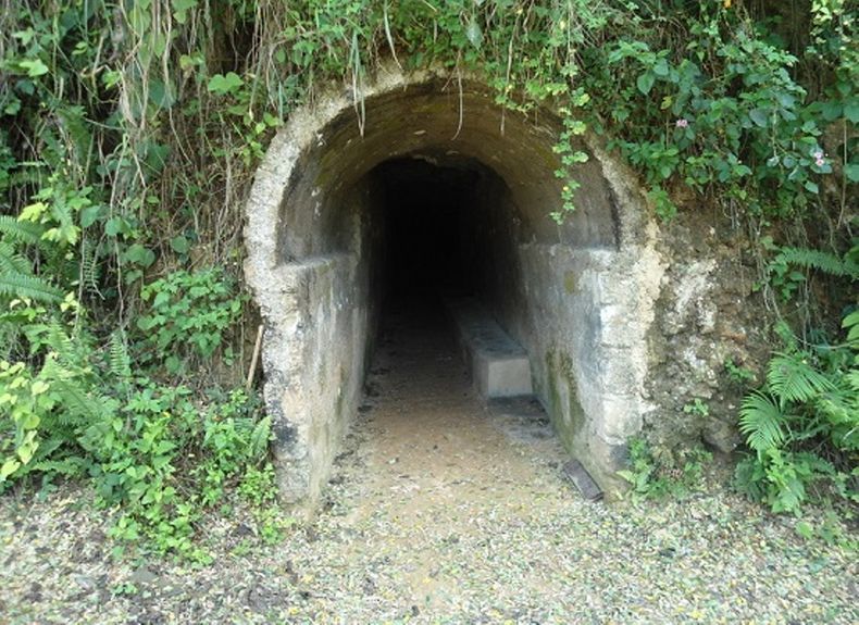 Túnel al costado del Castillo del Príncipe, La Habana.