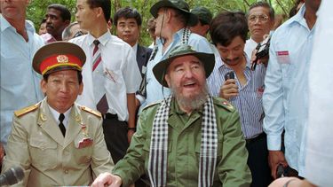 AP FOTOS: Fidel Castro a través de los años, en fotos de AP