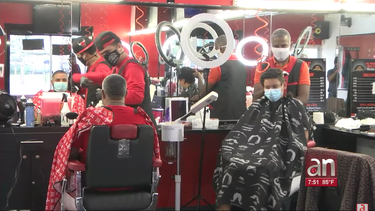 un barbero en miramar desafia a las autoridades y reabre su negocio