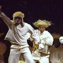 ARCHIVO - Bad Bunny se presenta durante el primer show de su residencia de conciertos de 30 fechas en el Coliseo de Puerto Rico José Miguel Agrelot, en San Juan, Puerto Rico, el 11 de julio de 2025. (Foto AP/Alejandro Granadillo, archivo)