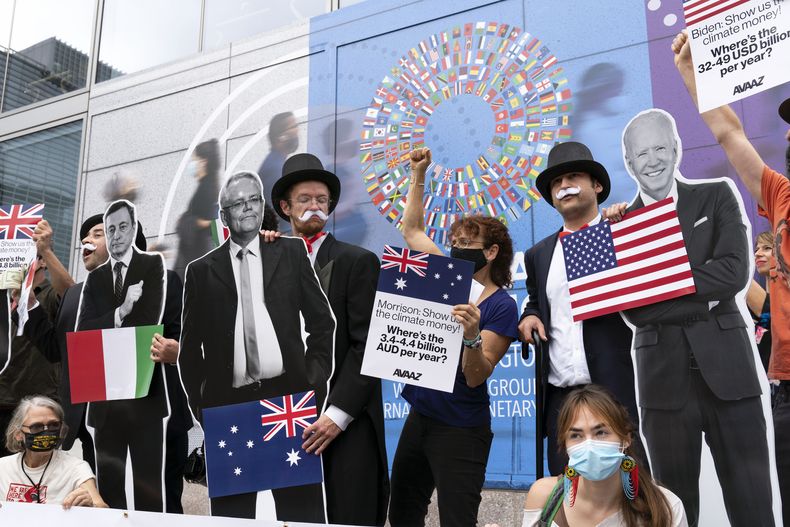 MUN-ECO FMI-PANORAMA MUNDIAL