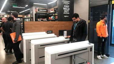como hizo amazon para que su primer supermercado, amazon go, no tenga cajeros ni filas