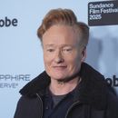 Conan OBrien asiste al estreno de If I Had Legs Id Kick You durante el Festival de Cine de Sundance el viernes 24 de enero de 2025 en el Library Theatre de Park City, Utah. (Foto AP/Chris Pizzello)