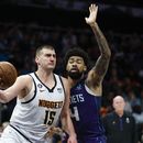 Jokic lleva a Nuggets diezmados a triunfo sobre Hornets