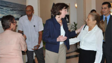 roberta jacobson se reune con opositores y activistas cubanos