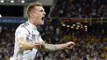 kroos da otra vida a alemania con triunfo 2-1 sobre suecia