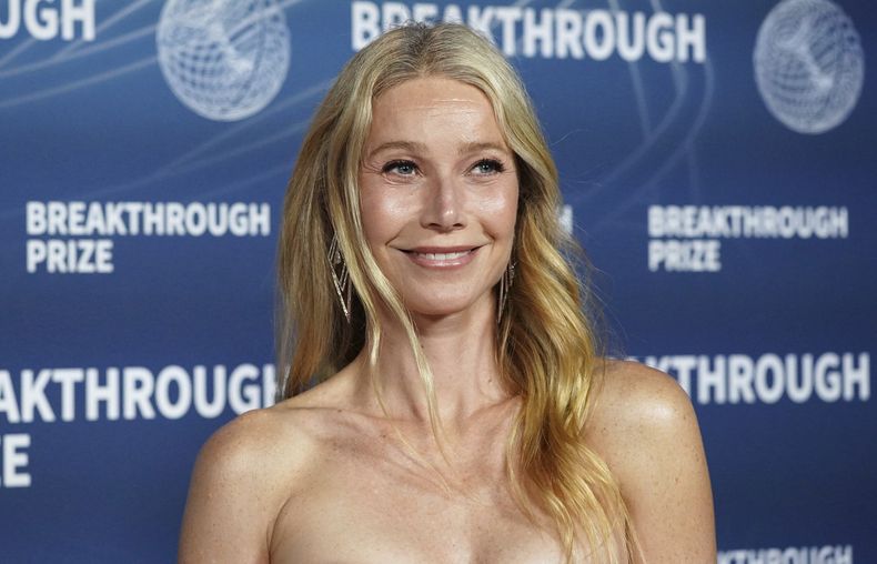ARCHIVO - Gwyneth Paltrow lleva a la 11era ceremonia del Premio Breakthrough el sábado 5 de abril de 2025, en Los Ángeles. (Foto de Jordan Strauss/Invision/AP, Archivo)
