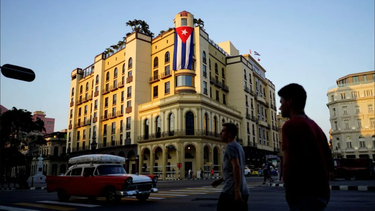 cambios tras las protestas en cuba: el regimen autorizo el funcionamiento de pequenas y medianas empresas