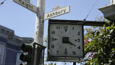 Los relojes en EEUU se adelantarán una hora el domingo