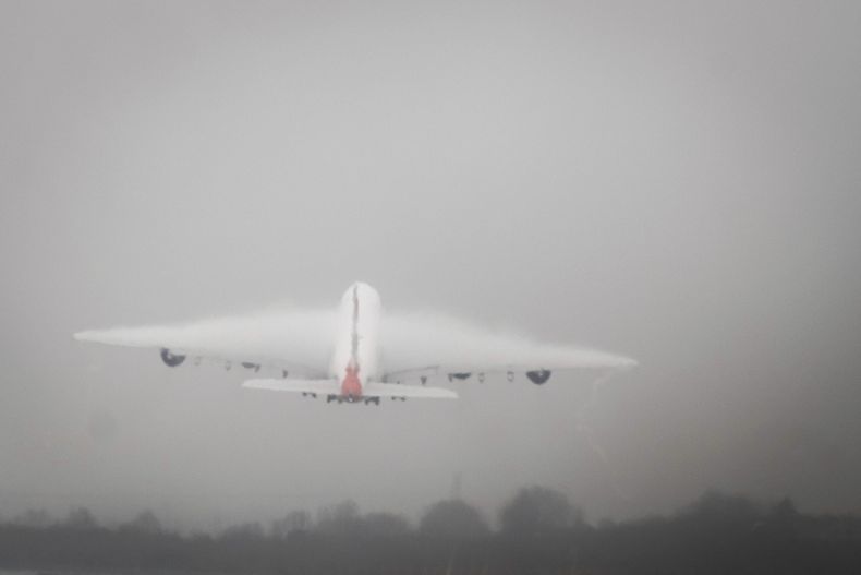 Un Airbus A380-800 de British Airways despega de la pista 27R en el Aeropuerto de Heathrow, Londres, el sábado 28 de diciembre de 2024. (James Manning/PA vía AP)