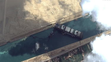 cafe, papel higienico y gasolina: cuales son los productos que pronto escasearan en el mundo por el bloqueo del buque ever given en el canal de suez