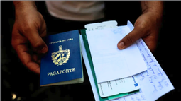 cuba controla la renuncia a la ciudadania: nueva ley da el poder final al estado