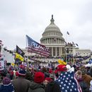 ARCHIVO - Manifestantes leales al presidente Donald Trump se concentran en el Capitolio de Estados Unidos, en Washington, el 6 de enero de 2021. (AP Foto/Jose Luis Magana, Archivo)
