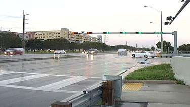 autoridades de miami dade buscan a un conductor que se dio a la fuga