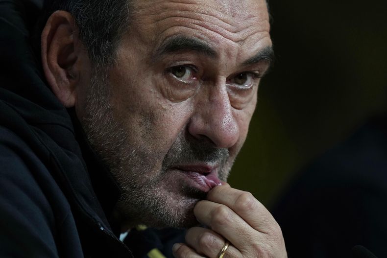 El técnico de Lazio Maurizio Sarri durante una rueda de prensa en Múnich, el 4 de marzo de 2024, previo al partido de la Liga de Campeones contra Bayern Múnich. (AP Foto/Matthias Schrader)