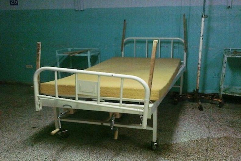 Cama del hospital JulioTrigo, de Aroyo Naranjo.