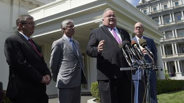 republicanos de camara baja aprueban nueva ley de salud de trump