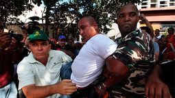 Las agresiones y actos de repudio son el pan nuestro de cada día para la oposición cubana. (foto de archivo)