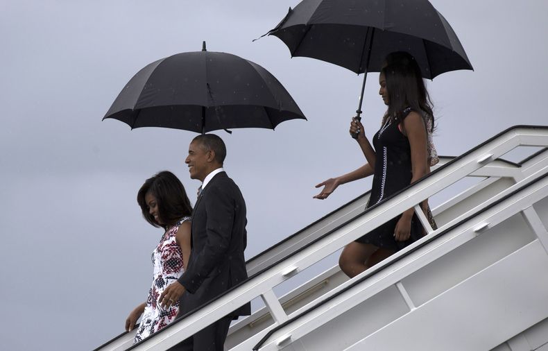 CAR-GEN_OBAMA-CUBA-5.jpg