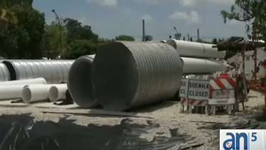 americateve | Vecinos de un área residencial y comercial del oeste de Hialeah se verán afectados por la reubicación de una importante tubería de agua.