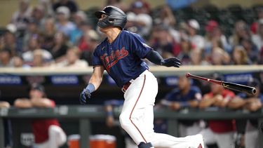 Urshela pega jonrón en 10mo inning y Mellizos ganan 5-3
