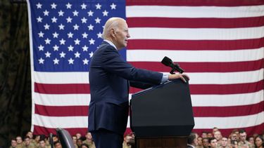 El presidente Joe Biden habla en Fort Liberty, Carolina del Norte, 9 de junio de 2023. (AP Foto/Susan Walsh)