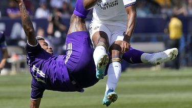 Torres logra 1er gol en MLS; Orlando supera a Galaxy