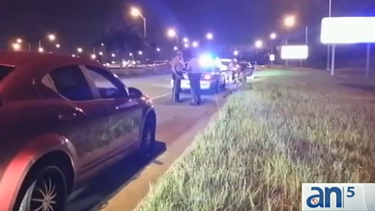 americateve | Continúa hospitalizada la pareja hispana baleada por el ex esposo de la mujer.