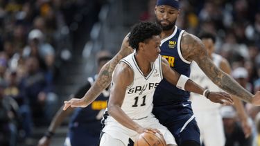 Spurs logran su 1er triunfo en Denver desde 2017