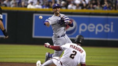 Dodgers blanquean a Arizona y logran plaza en postemporada