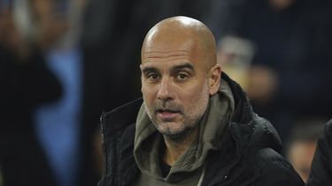 Guardiola extiende contrato con Man City hasta 2025