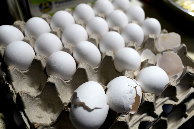 Unos huevos en el restaurante 5 Rabanitos en Chicago el 16 de febrero del 2025. (AP foto/Nam Y. Huh)