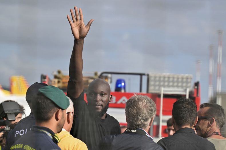 El belga Romelu Lukaku llega el martes 29 de agosto de 2023 a Roma. (Alfredo Falcone/LaPresse via AP)