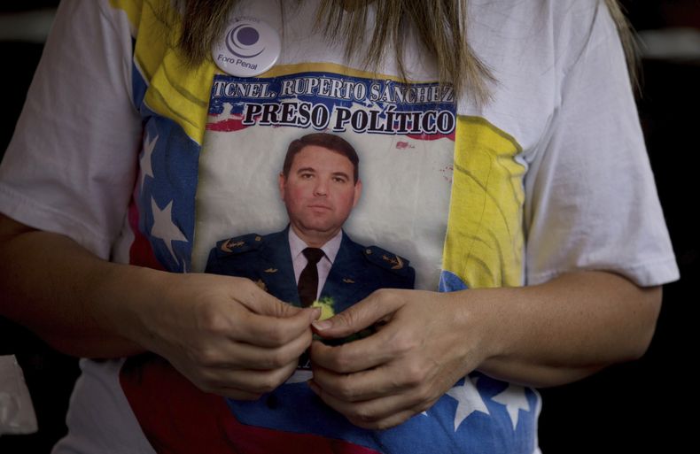 AMS-GEN_VENEZUELA-CRISIS_EN_CUARTELES-3.jpg