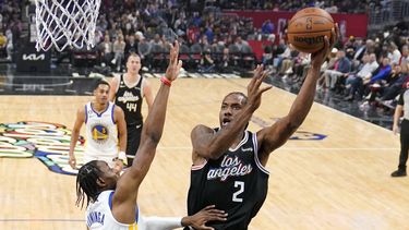 Leonard lidera a los Clippers en victoria sobre los Warriors