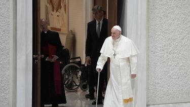 el papa francisco, ingresado en un hospital de roma