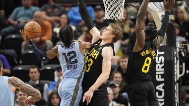 Jazz aplasta 121-105 a Grizzlies de la mano de Markkanen