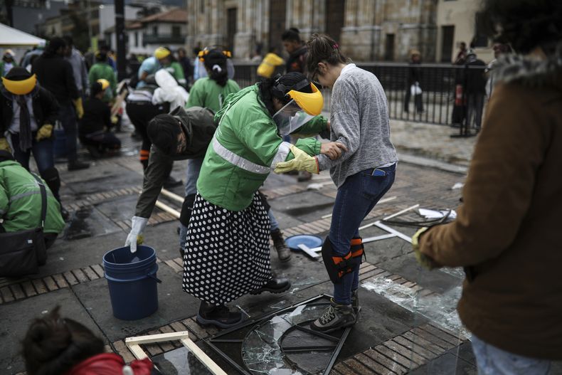 ESP-ART_COLOMBIA-ACTIVISTAS_ASESINADOS-1.jpg