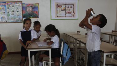 FOTOGALERIA: Colapso económico cambia a la sociedad de Sucre
