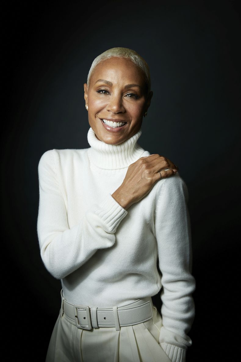 Jada Pinkett Smith posa para un retrato para promoversu libro de memorias Worthy el lunes 16 de octubre de 2023, en Nueva York. (Foto Taylor Jewell/Invision/AP)