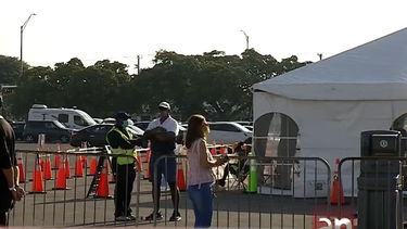 continuan las vacunaciones masivas contra el coronavirus en varias ciudades del condado miami-dade