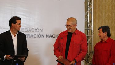 Reacciones tras anuncio inicio proceso paz de gobierno y ELN