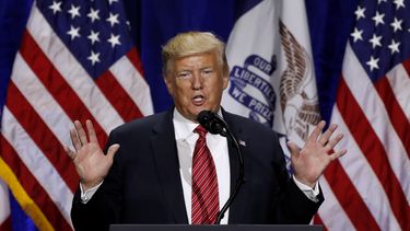 Guerra en Ucrania pone a prueba política exterior de Trump