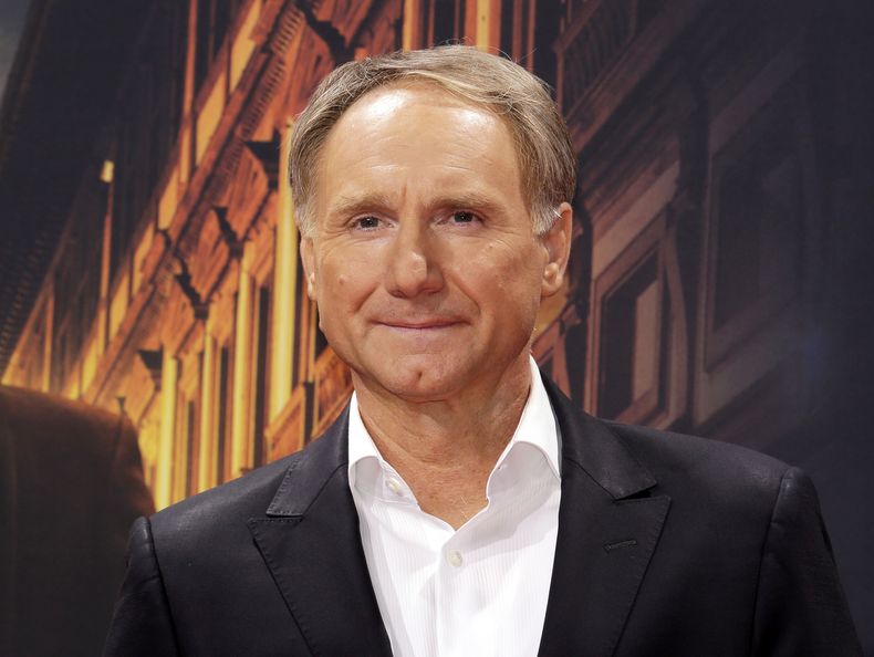 ESP-LIB_DAN_BROWN-0.jpg