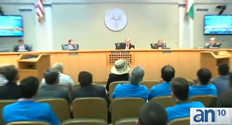 Los urbanizadores a cargo del proyecto para construir el llamado "Skyrise" le exigen al alcalde Tomás Regalado una disculpa pública.