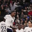 Kadidiatou Diani (11) celebra tras anotar el quinto gol de Francia en la victoria 6-3 ante Panamá en el Mundial femenino, el miércoles 2 de agosto de 2023, en Sydney. (AP Foto/Mark Baker)