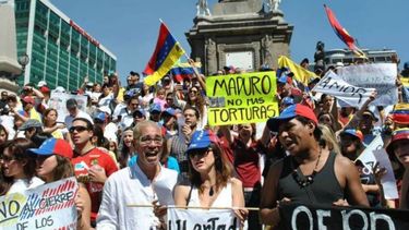 migrantes venezolanos sufren secuestros, extorsiones y falta de acceso a servicios esenciales en mexico