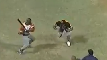 americateve | Dirección de Béisbol cubana sanciona a peloteros por violencia en partido