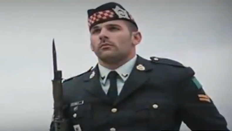 Hoy se sabe más sobre el hombre que puso a correr a las autoridades en Ottawa Canadá cuando disparó dentro del parlamento.